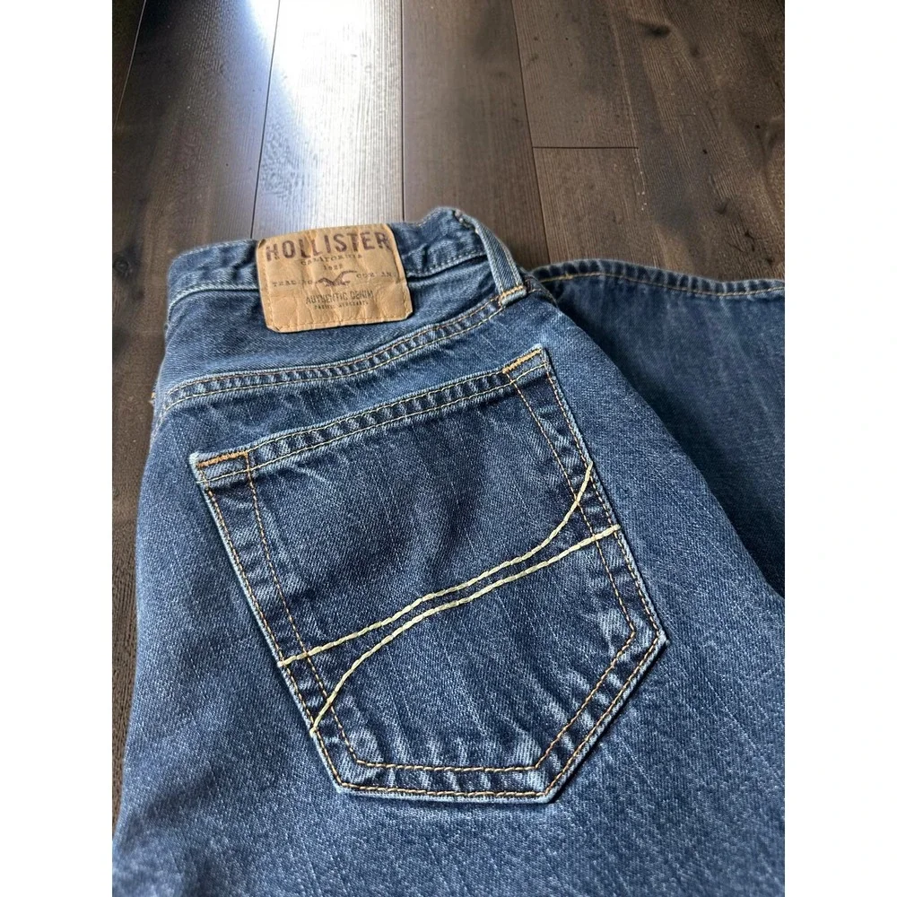 Hollister Jeans Men 33x32 Blue Slim Straight Button Fly Distressed Denim Y2K
